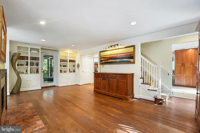 $1,749,999 | 7105 Wilson Lane, Bethesda, MD 20817
