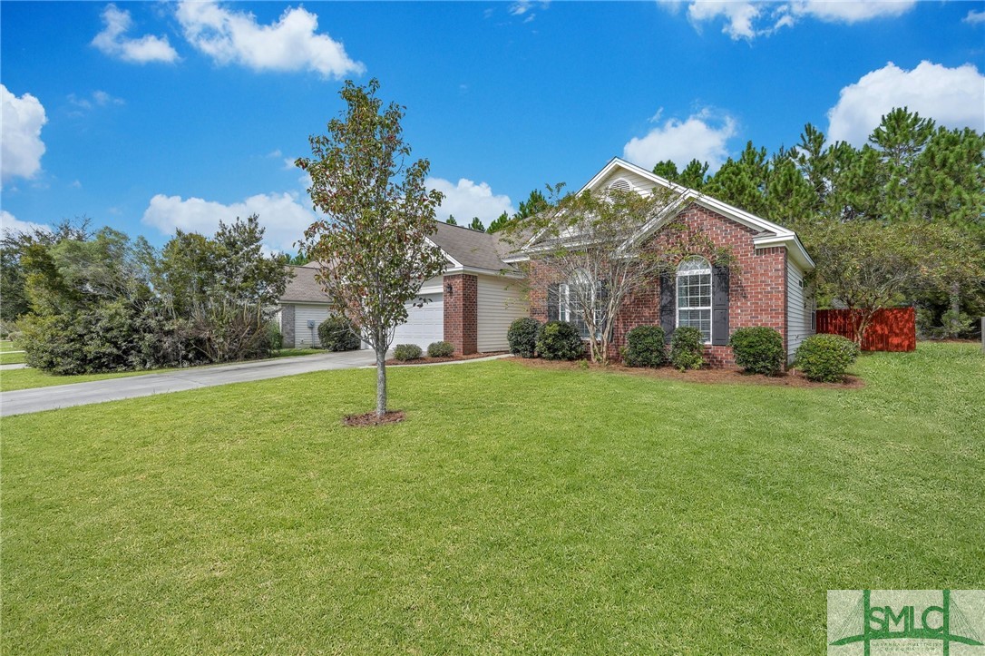 160 Nandina Way Pooler, GA 31322 - Photo 3 of 26 Gallery Image 3