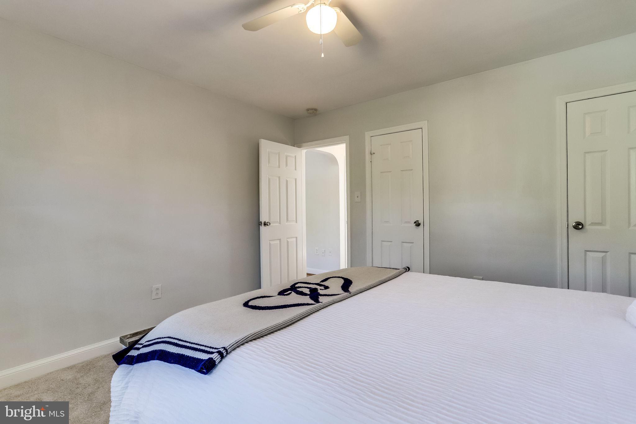 5226 8th Road South, Unit 4 Arlington, VA 22204 - Photo 19 of 39 Gallery Image 19