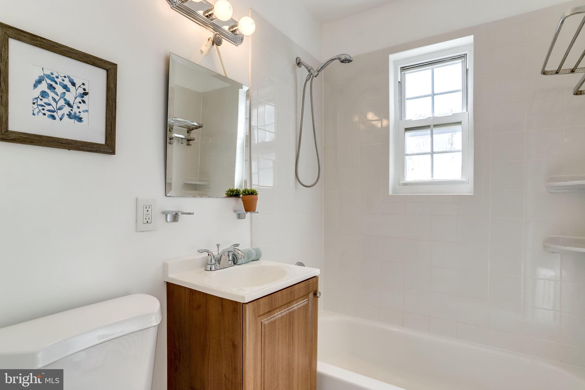5226 8th Road South, Unit 4 Arlington, VA 22204 - Photo 20 of 39 Gallery Image 20