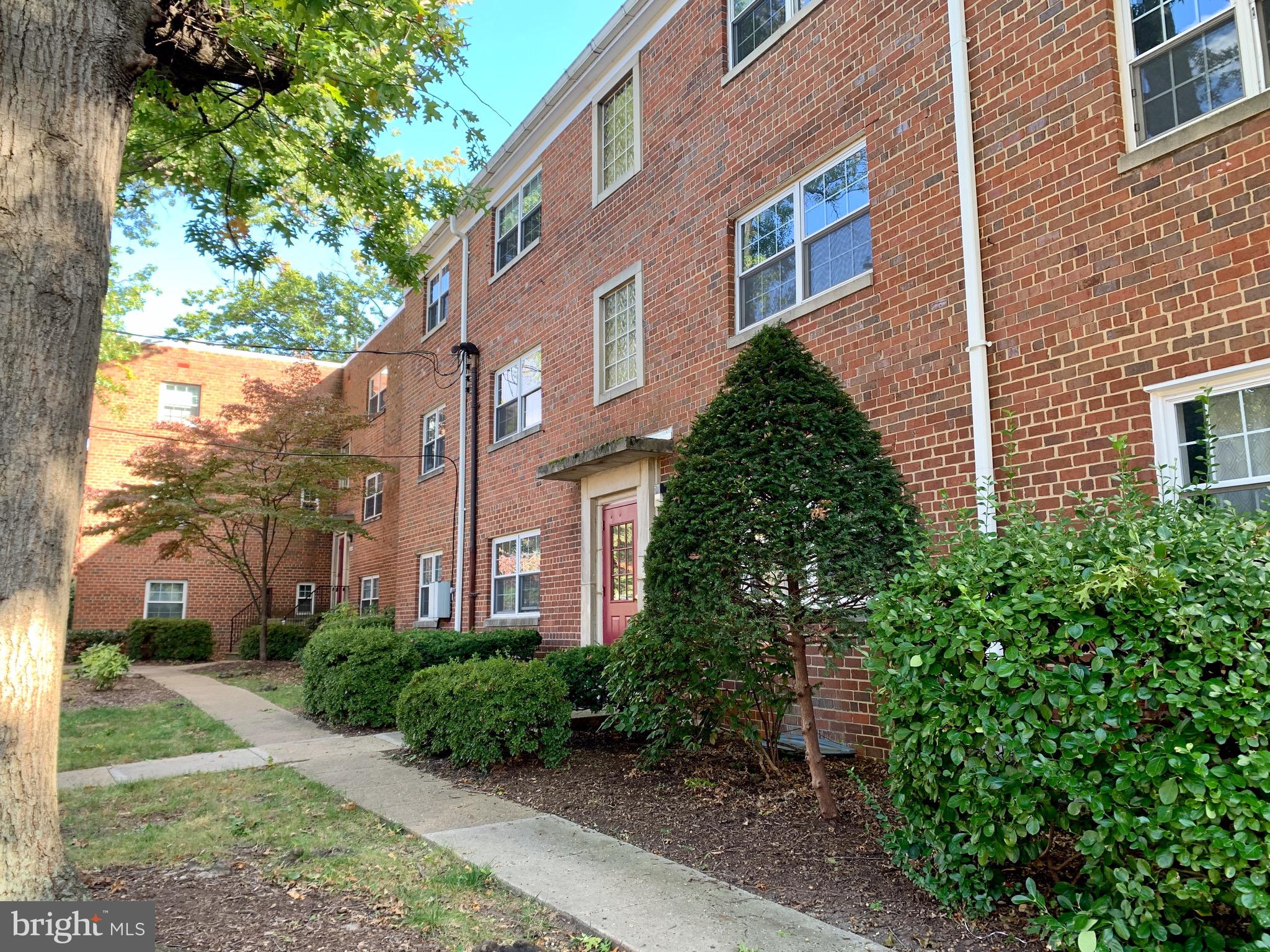 5226 8th Road South, Unit 4 Arlington, VA 22204 - Photo 29 of 39 Gallery Image 29
