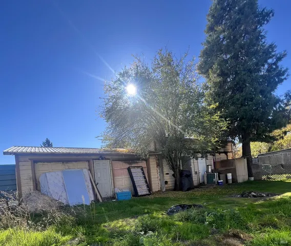 $230,000 | 23961 Eberle Street, Covelo, CA 95428