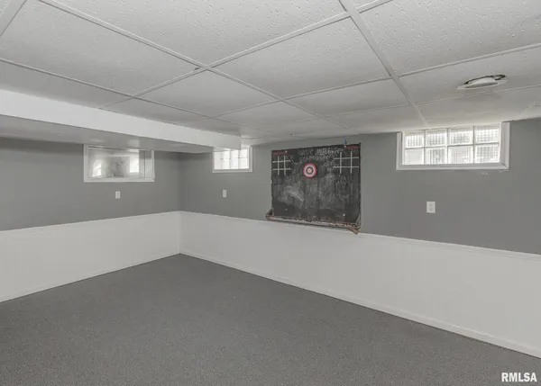 $124,900 | 2802 Archer Drive, East Moline, IL 61244