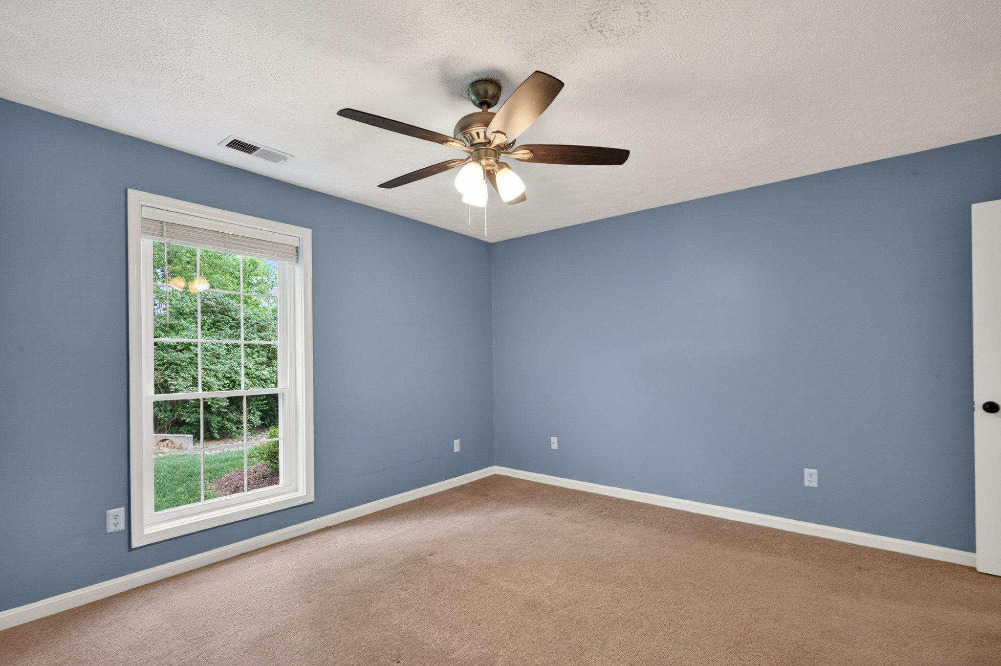 10146 Oakton Terrace Road, Unit 10146 Oakton, VA 22124 - Photo 19 of 25 NEW WINDOWS THROUGHOUT