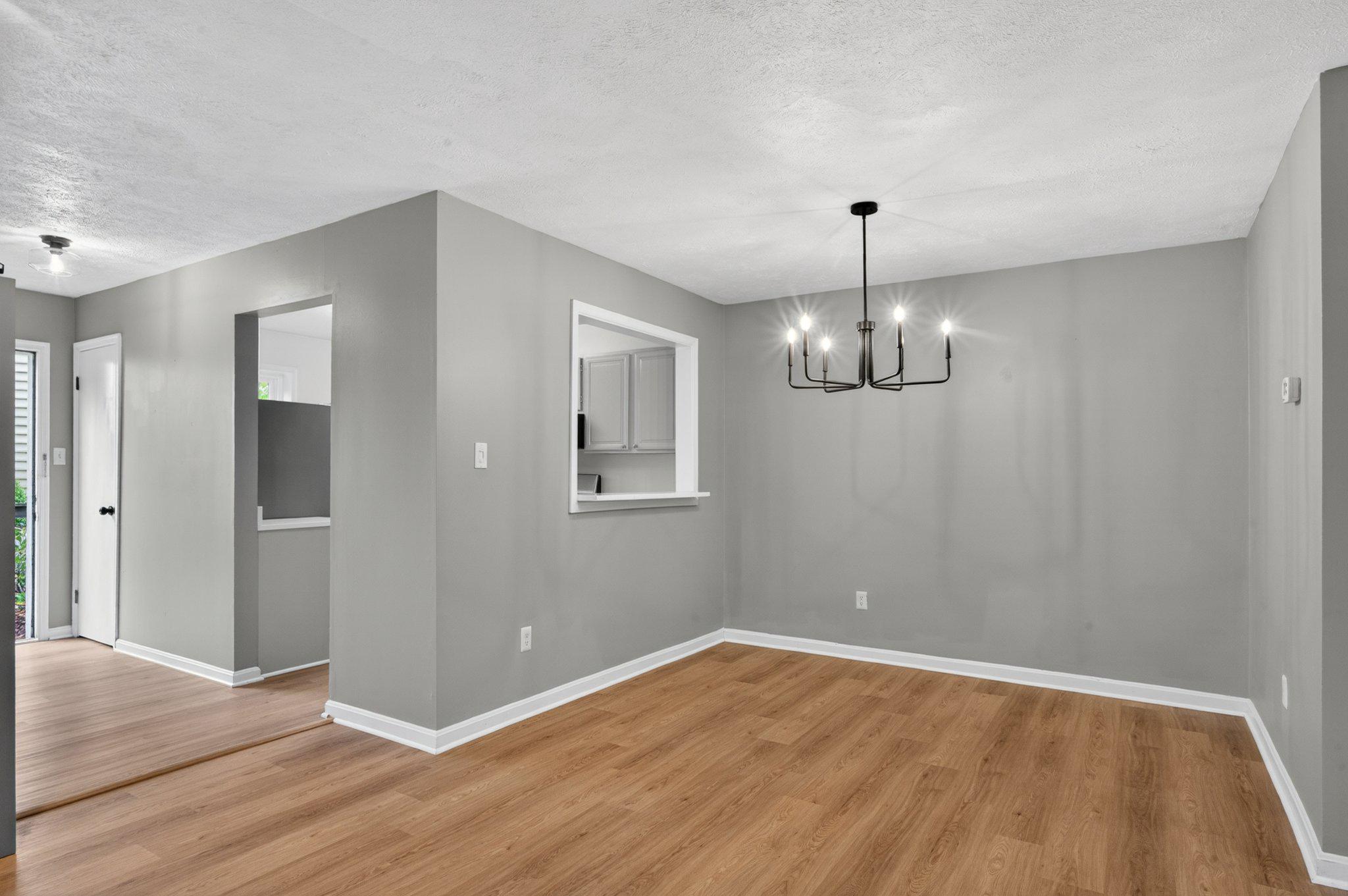 10146 Oakton Terrace Road, Unit 10146 Oakton, VA 22124 - Photo 10 of 25 Passthrough to Kitchen