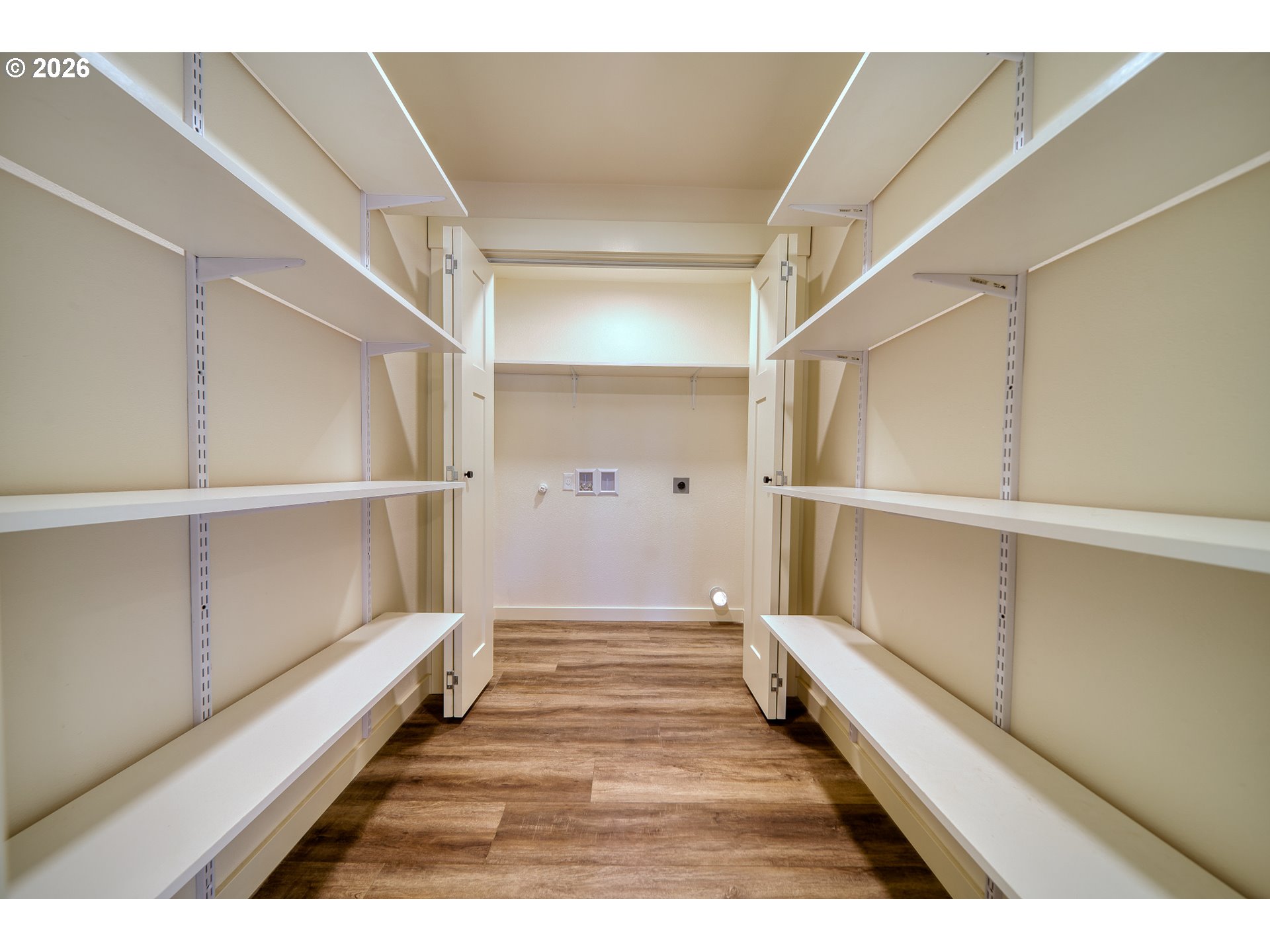 56199 Hazen Road Warren, OR 97053 - Photo 9 of 43 Butler's Pantry