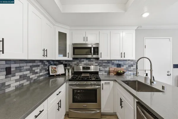 $985,000 | 29856 Ventnor Court, Hayward, CA 94544