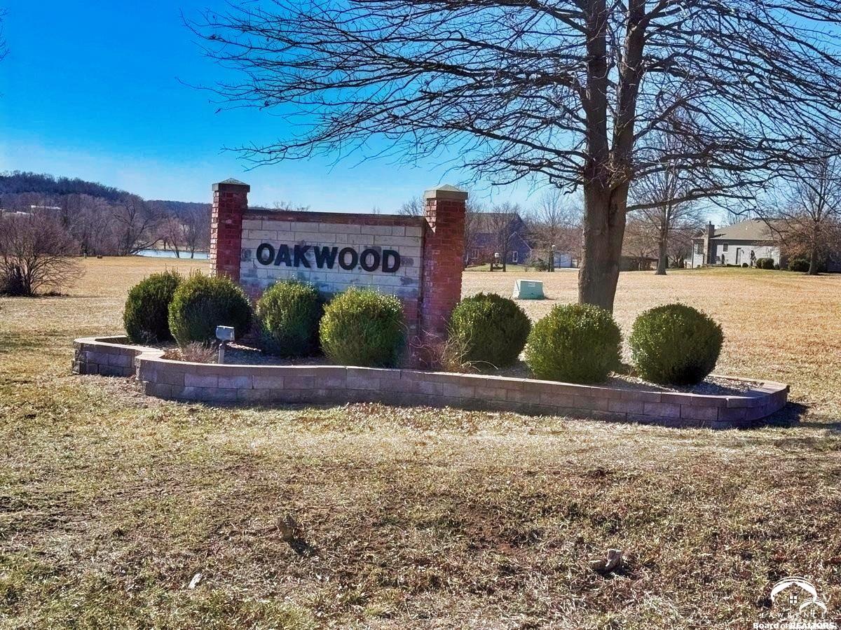 1122 East 1264th Road Lawrence, KS 66047 - Photo 1 of 16