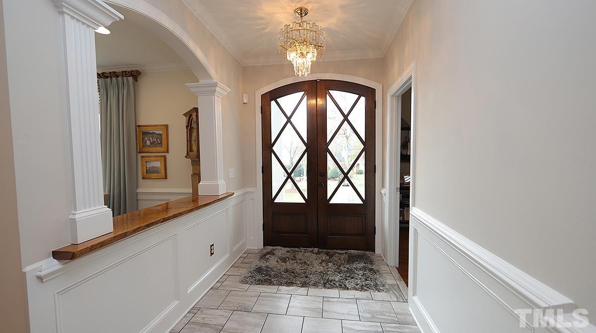 414 Yarmouth Road Raleigh, NC 27608 - Photo 6 of 42 a view of entryway with a front door