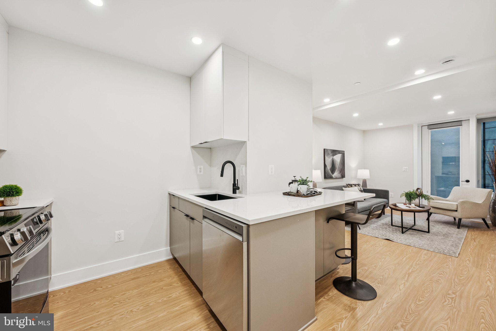 2134 Wisconsin Avenue Northwest, Unit 2 Washington, DC 20007 - Photo 13 of 38