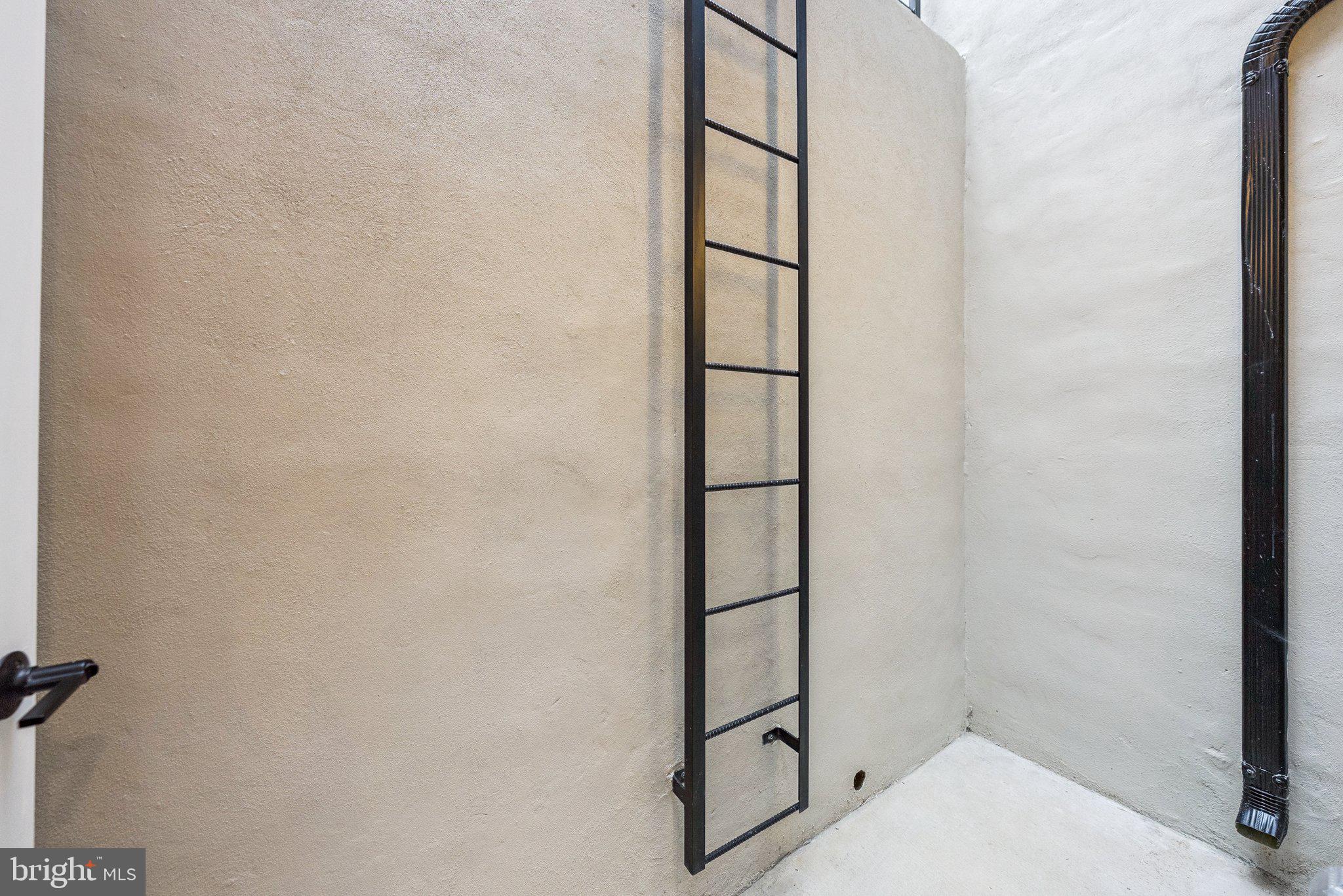 2134 Wisconsin Avenue Northwest, Unit 2 Washington, DC 20007 - Photo 28 of 38