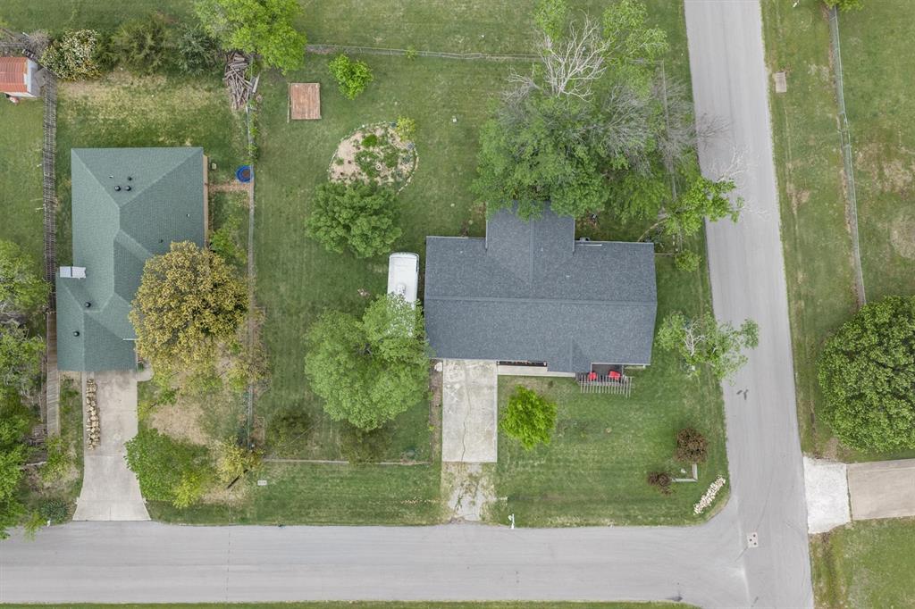 417 West 8th Street Justin, TX 76247 - Photo 30 of 40