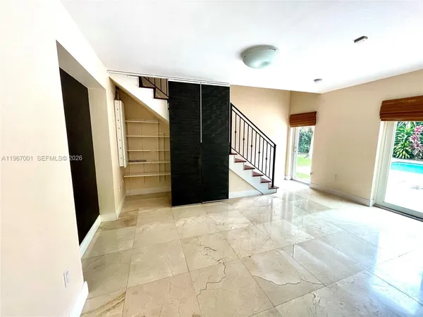 $6,500 | 10672 Southwest 77th Avenue, Unit 10672, Pinecrest, FL 33156