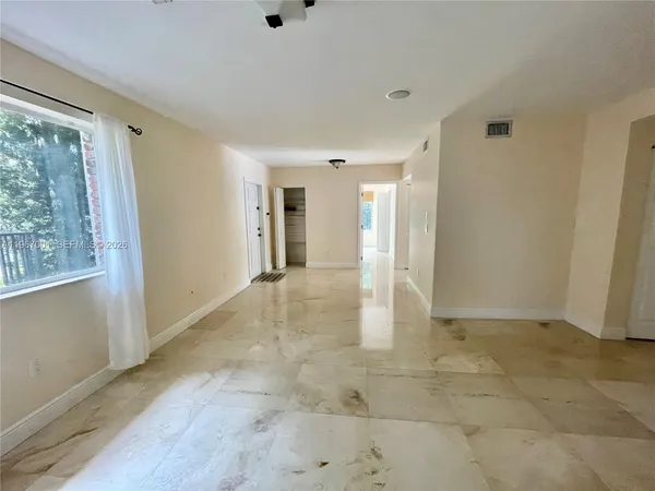 $6,500 | 10672 Southwest 77th Avenue, Unit 10672, Pinecrest, FL 33156