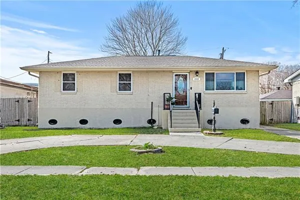 $295,000 | 2324 Mississippi Avenue, Metairie, LA 70003