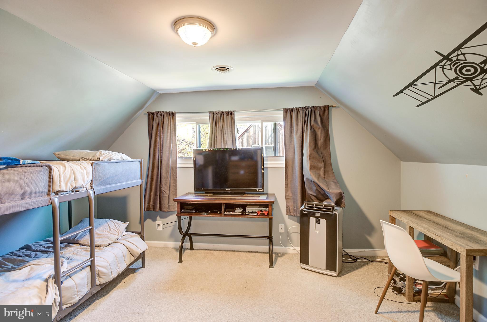 9104 Verree Road Philadelphia, PA 19115 - Photo 19 of 31