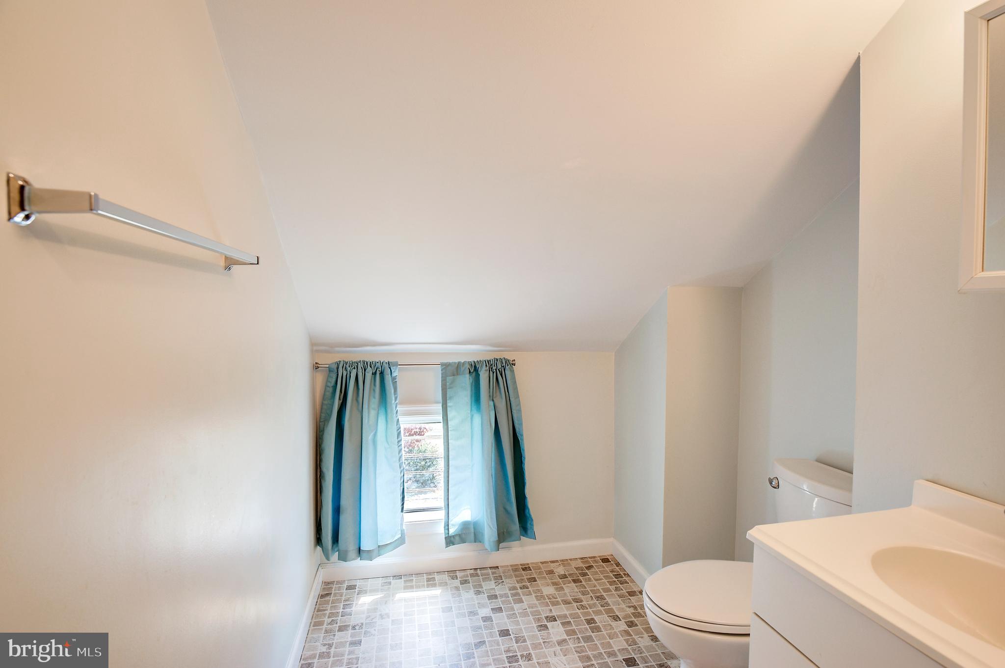 9104 Verree Road Philadelphia, PA 19115 - Photo 20 of 31