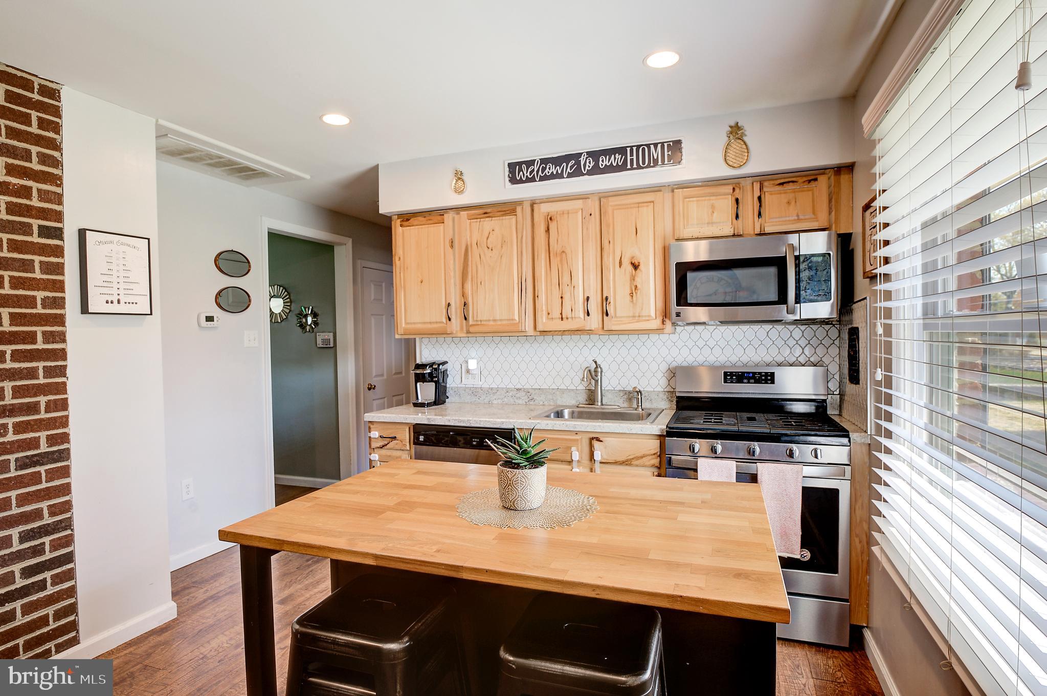 9104 Verree Road Philadelphia, PA 19115 - Photo 9 of 31