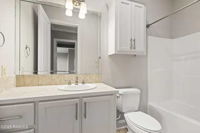 $1,850 | 112 Rue Promenade, Unit 1, Lafayette, LA 70508