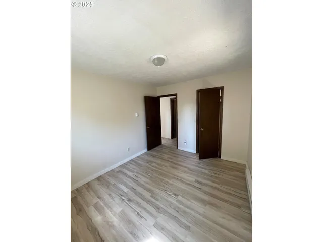 $399,000 | 903 Southwest Pucker Huddle Road, White Salmon, WA 98672