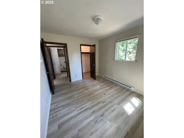 $399,000 | 903 Southwest Pucker Huddle Road, White Salmon, WA 98672