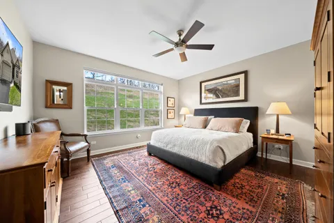$1,175,000 | Undisclosed Address, Fontana, WI 53125