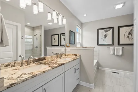 $1,149,000 | 109 Lake Vista Circle, Fontana, WI 53125
