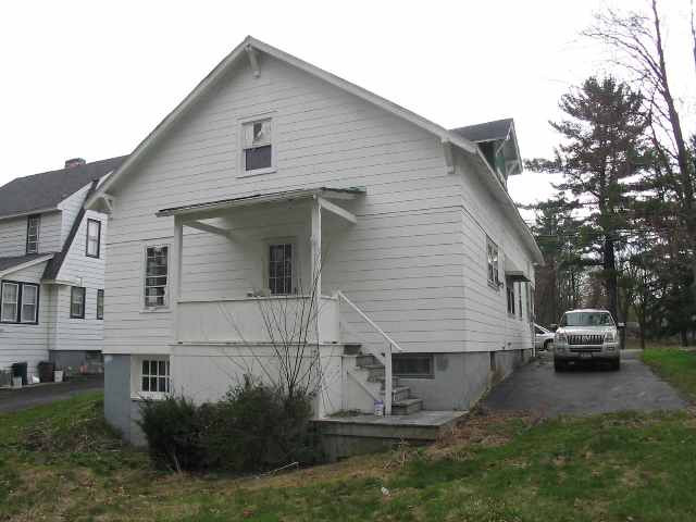 621 A Hoosick Road Troy, NY 12180 - Photo 2 of 8 Photo 2