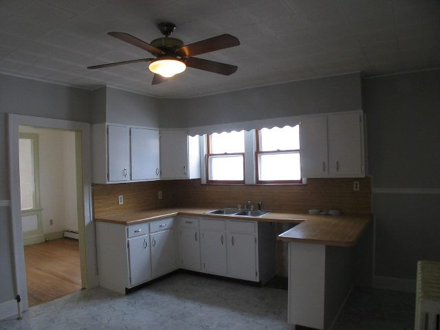 621 A Hoosick Road Troy, NY 12180 - Photo 4 of 8 Photo 4