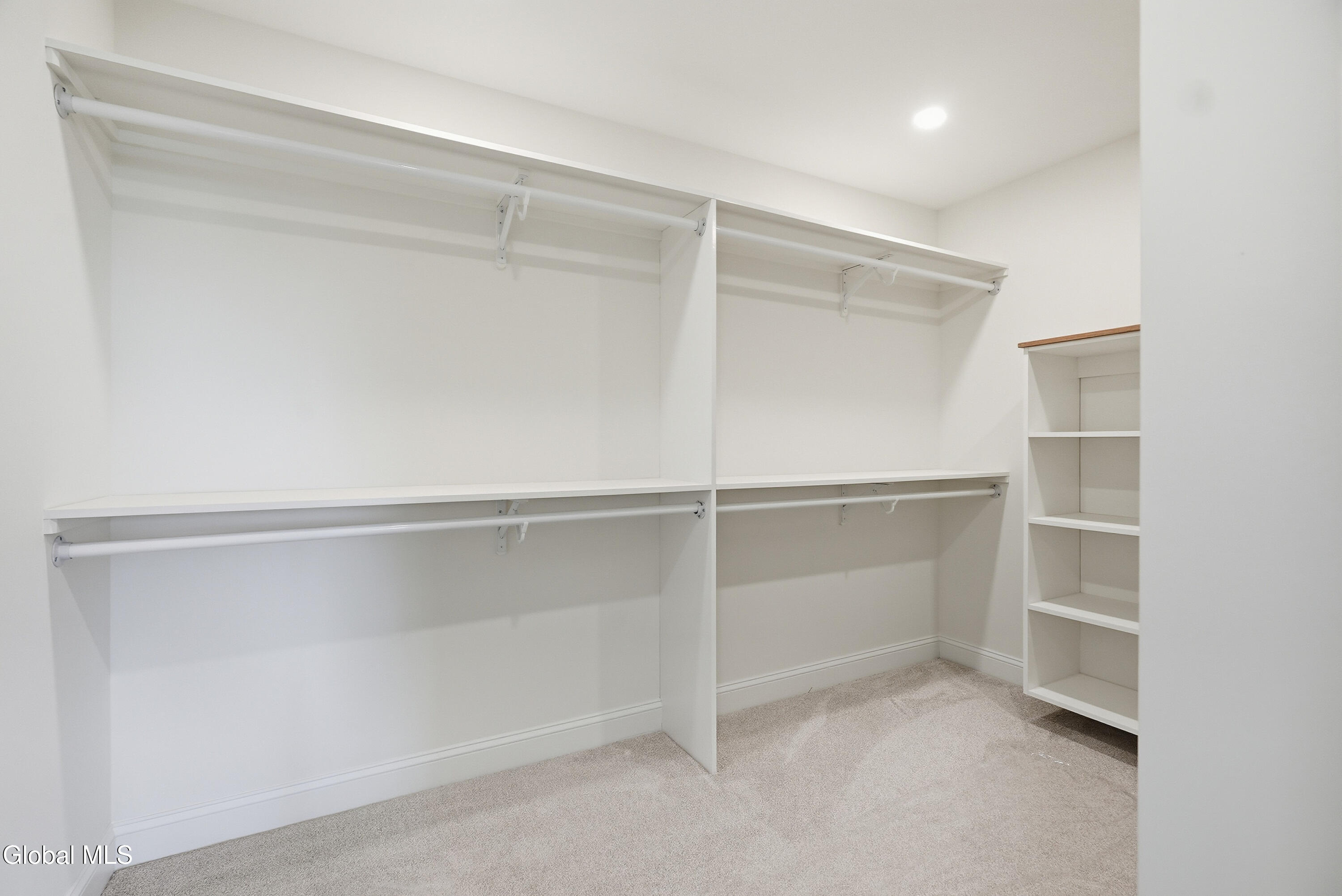 1 Welding Way Colonie, NY 12047 - Photo 30 of 48 34