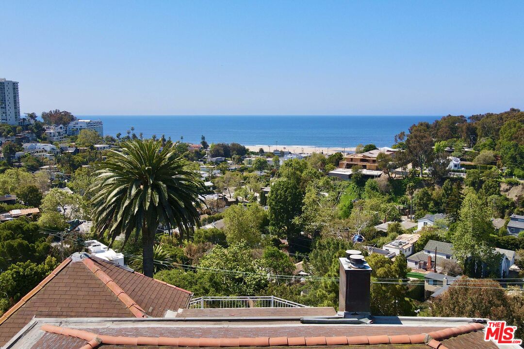 389 Upper Mesa Road Santa Monica, CA 90402 - Photo 1 of 10 a view of a city