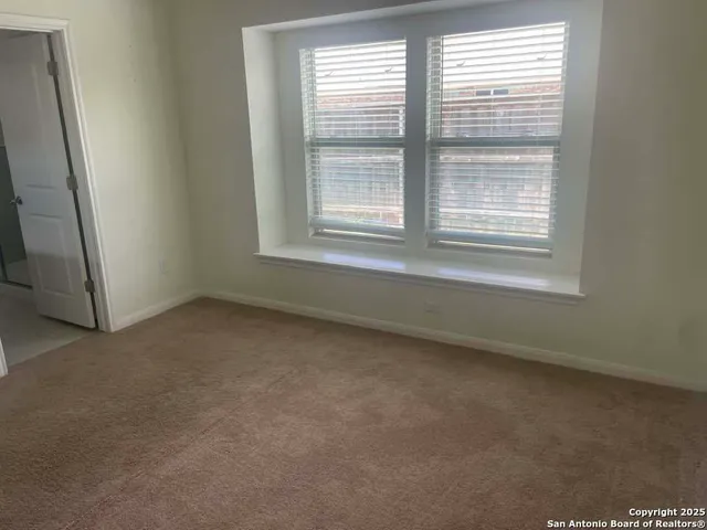 $269,950 | 369 Spinnaker Loop, Kyle, TX 78640