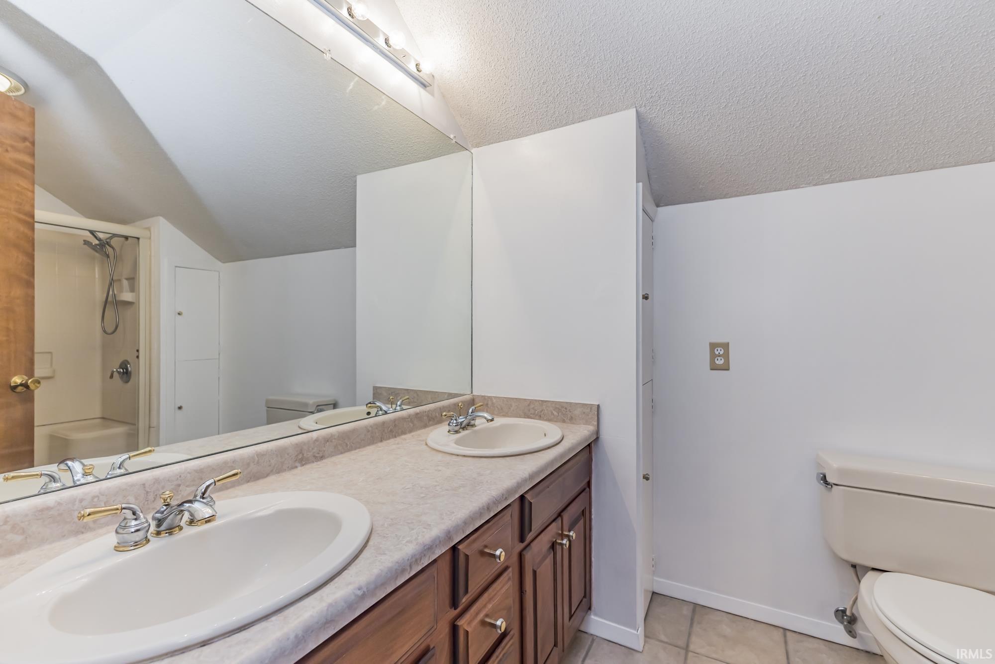 3400 West Riggin Road, Unit 6 Muncie, IN 47304 - Photo 19 of 29 Gallery Image 19
