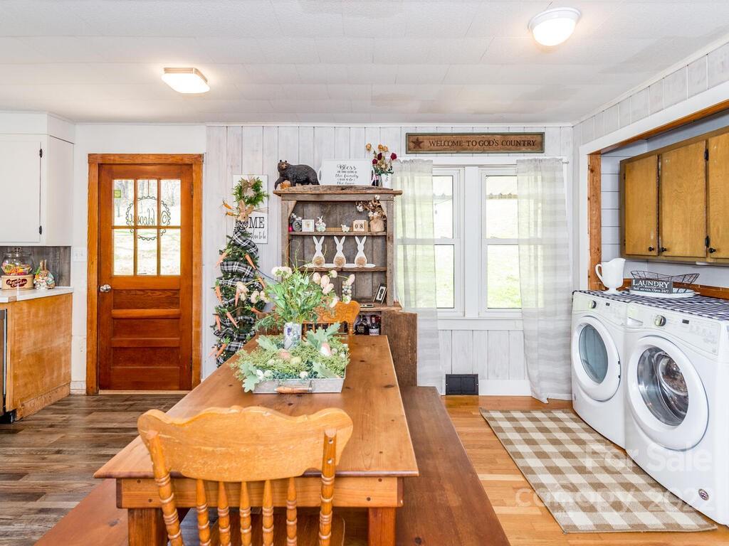 3026 Dutch Cove Road Canton, NC 28716 - Photo 18 of 37 Gallery Image 18