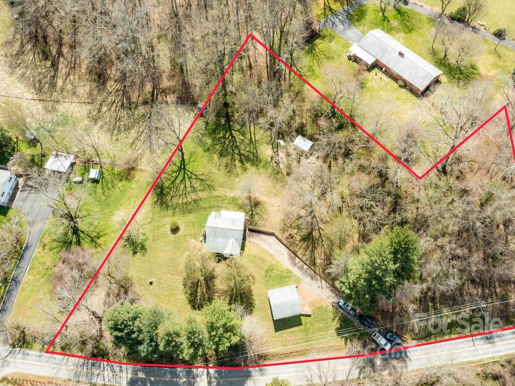 3026 Dutch Cove Road Canton, NC 28716 - Photo 34 of 37 Gallery Image 34