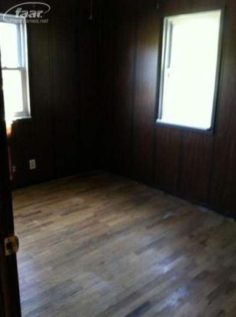 5327 West Frances Road Clio, MI 48420 - Photo 6 of 12 20376289-5.JPG