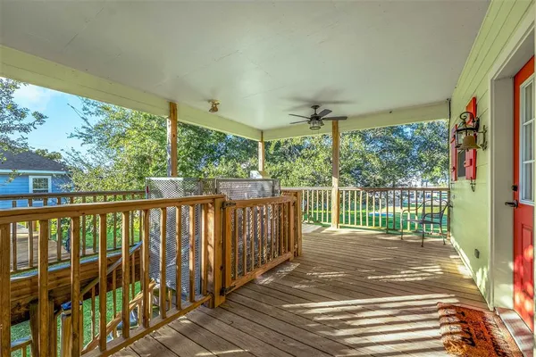 $275,000 | 122 Bank Street, Lake Charles, LA 70607
