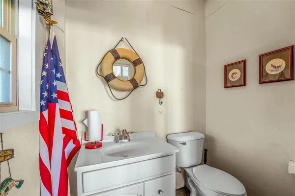$275,000 | 122 Bank Street, Lake Charles, LA 70607