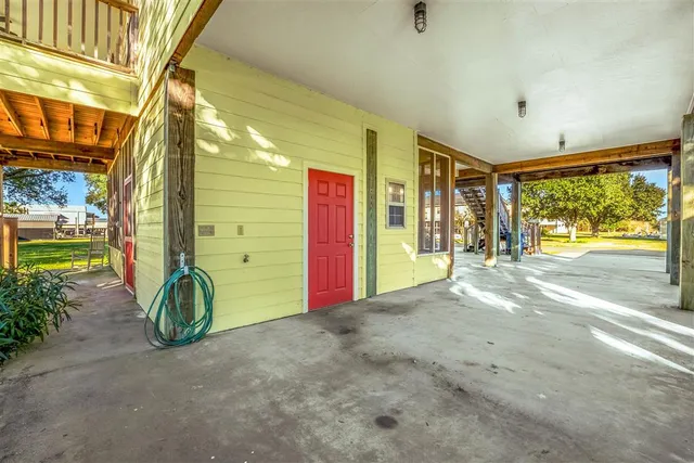 $275,000 | 122 Bank Street, Lake Charles, LA 70607