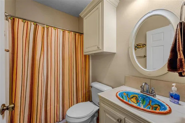 $275,000 | 122 Bank Street, Lake Charles, LA 70607