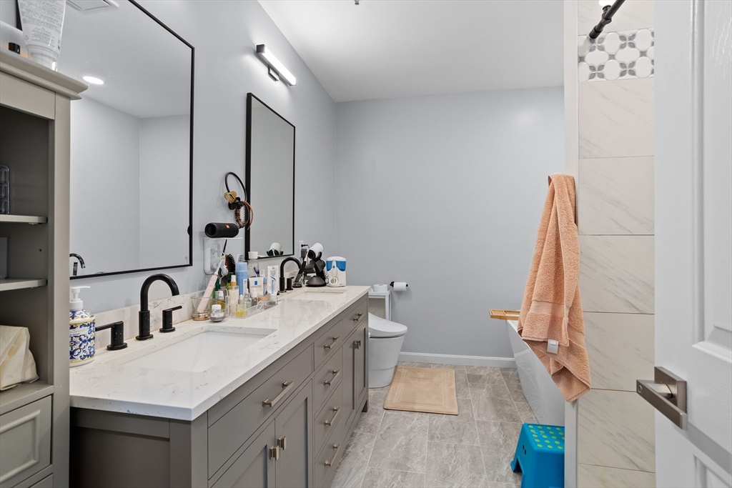 36 Cambridge Road, Unit 44 Woburn, MA 01801 - Photo 11 of 21