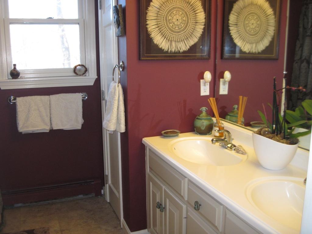 54 Hampton Road Exeter, NH 03833 - Photo 25 of 25