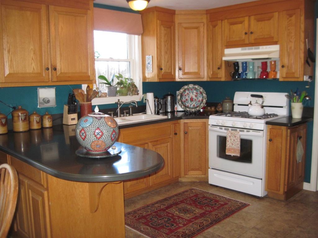 54 Hampton Road Exeter, NH 03833 - Photo 6 of 25