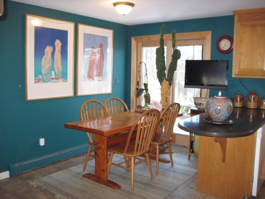 54 Hampton Road Exeter, NH 03833 - Photo 8 of 25
