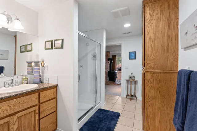 $1,000,000 | 15717 East Cooper Road, Mead, WA 99021