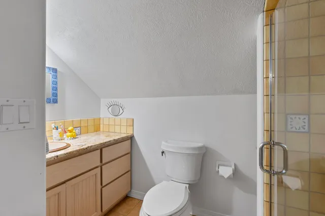 $1,000,000 | 15717 East Cooper Road, Mead, WA 99021