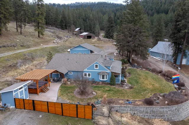 $1,000,000 | 15717 East Cooper Road, Mead, WA 99021