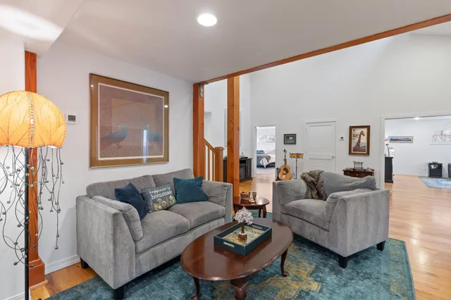 $1,000,000 | 15717 East Cooper Road, Mead, WA 99021