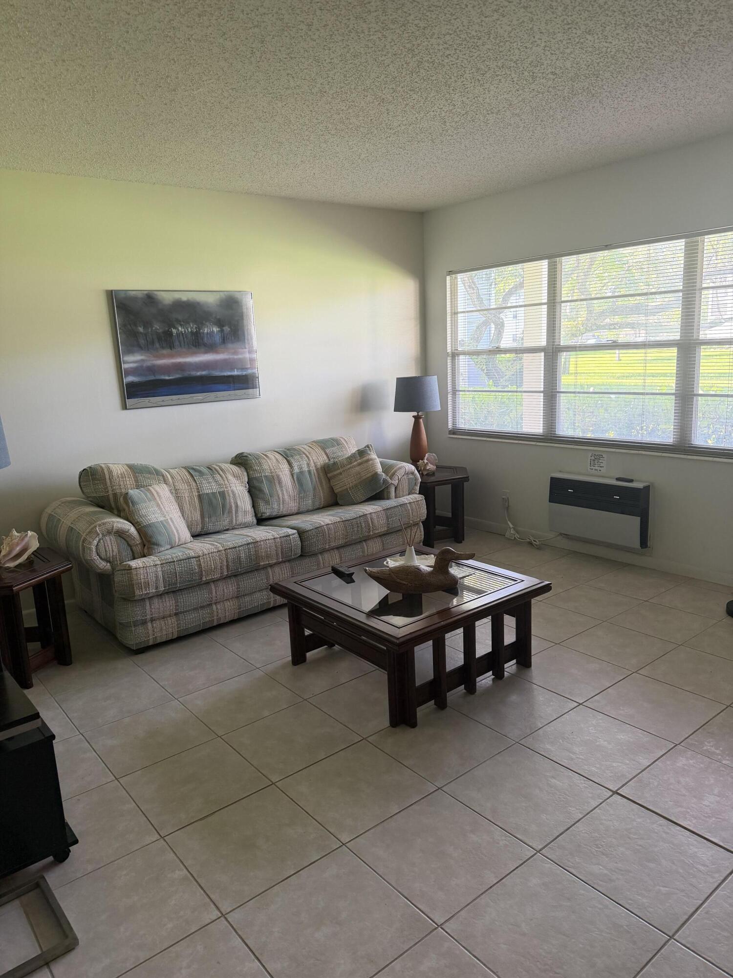 469 Mansfield K, Unit L Boca Raton, FL 33434 - Photo 2 of 9 IMG_6947