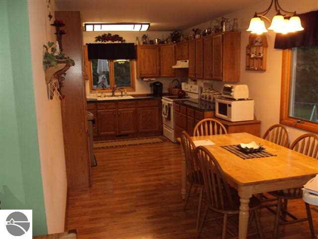 846 Harrison Road Remus, MI 49340 - Photo 13 of 16 1749131-12.JPG